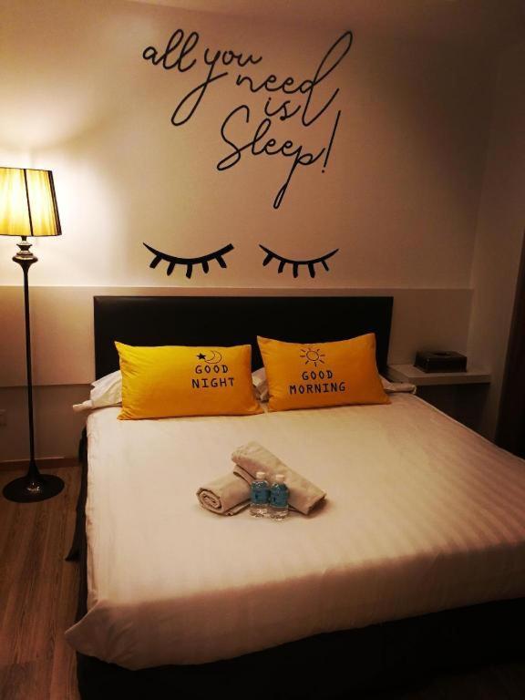 Hotel Zamburger Plaza Mahkota Malacca Extérieur photo
