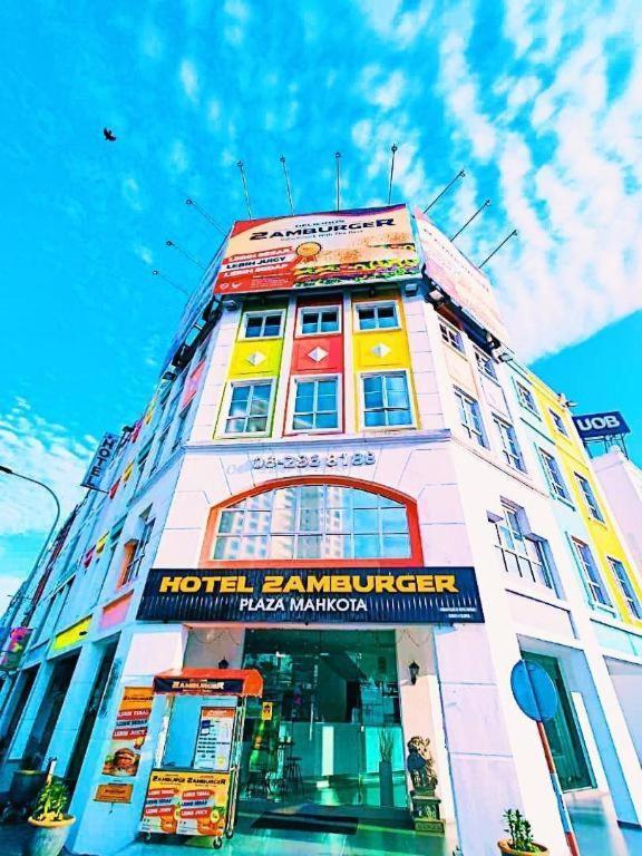 Hotel Zamburger Plaza Mahkota Malacca Extérieur photo